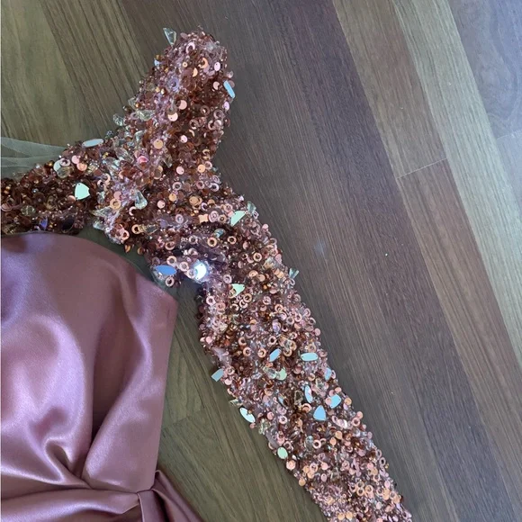 Prom dress size 8 - Picture 7 of 16